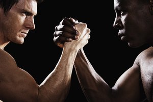 扎賚特旗電梯設備有限責任公司